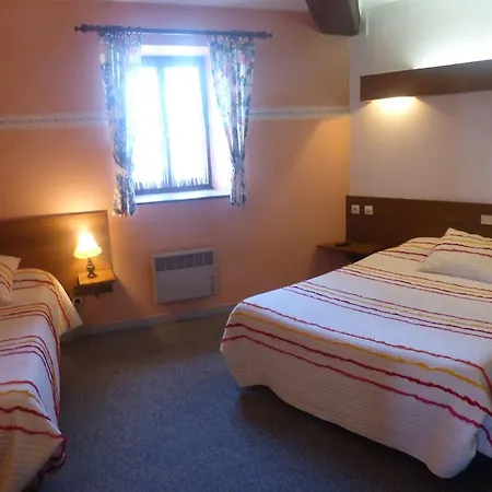 Hotel Du Donjon 2*